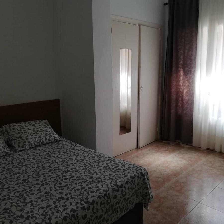 Hostal Sol Celeste Lloret de Mar Bagian luar foto