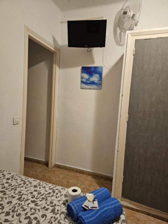 Hostal Sol Celeste Lloret de Mar Bagian luar foto